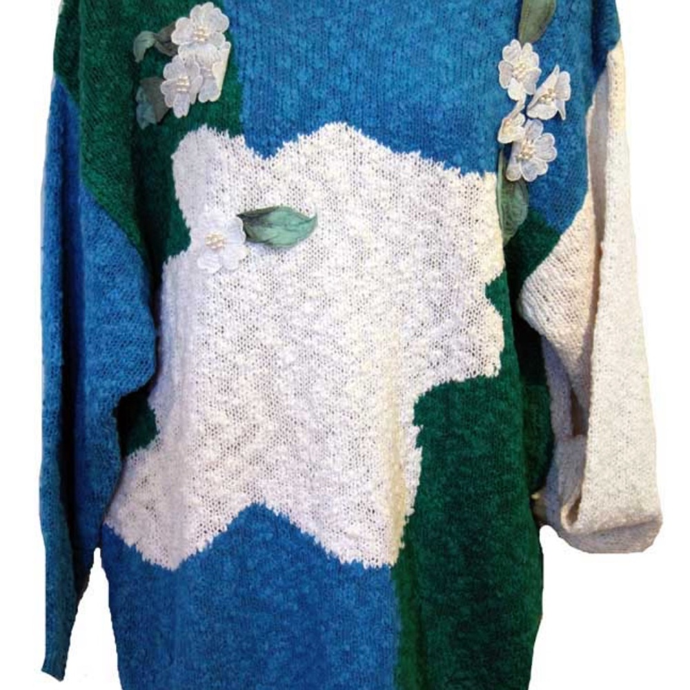 SWEATER, FLORAL EMBROIDERY WITH FAUX PEARLS, MISSES MEDIUM, IVORY WITH MULTICOLO